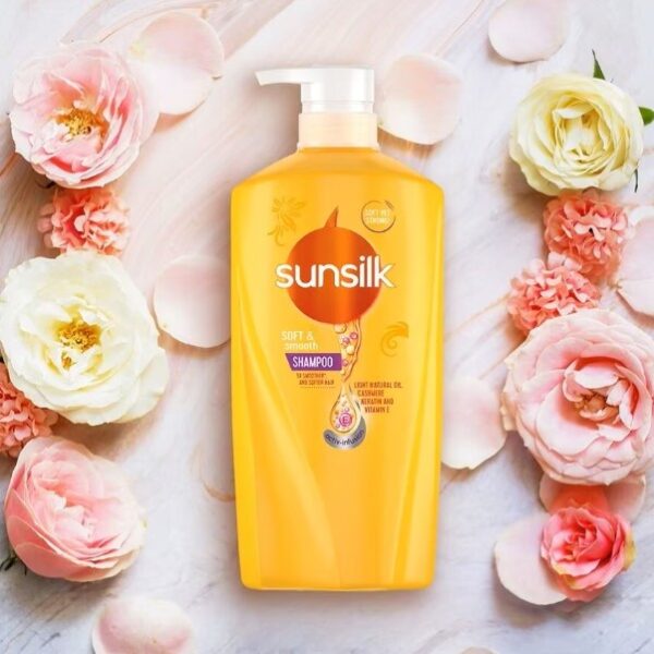 SUNSILK SOFT AND SMOOTH SHAMPOO